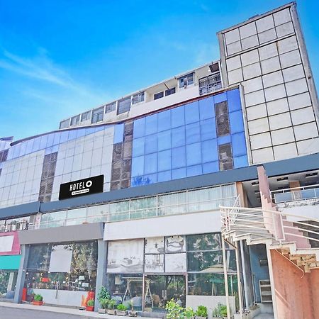 Hotel O S. G. Highway Formerly I Land Park アーメダバード エクステリア 写真
